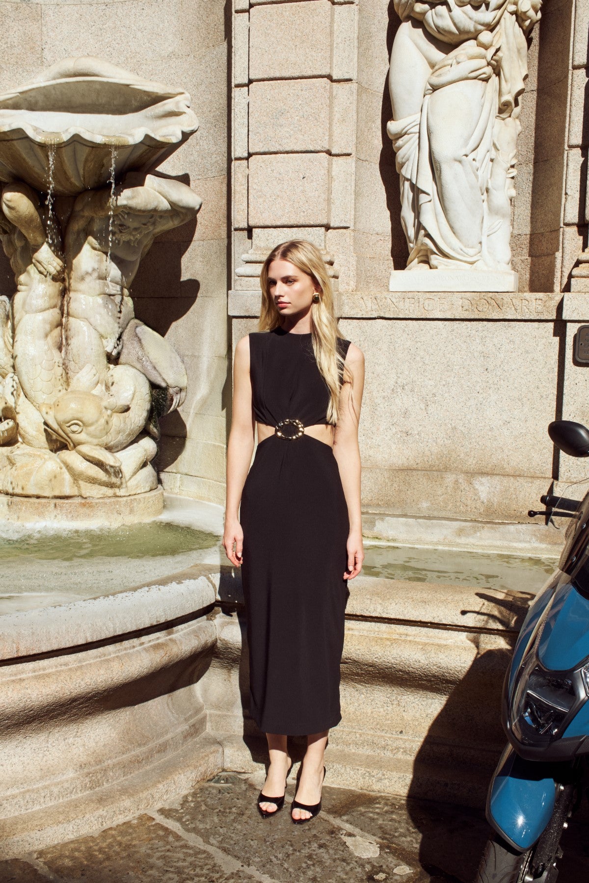 Vestido Maxi Midi Recortes Metal Preto Anne Fernandes