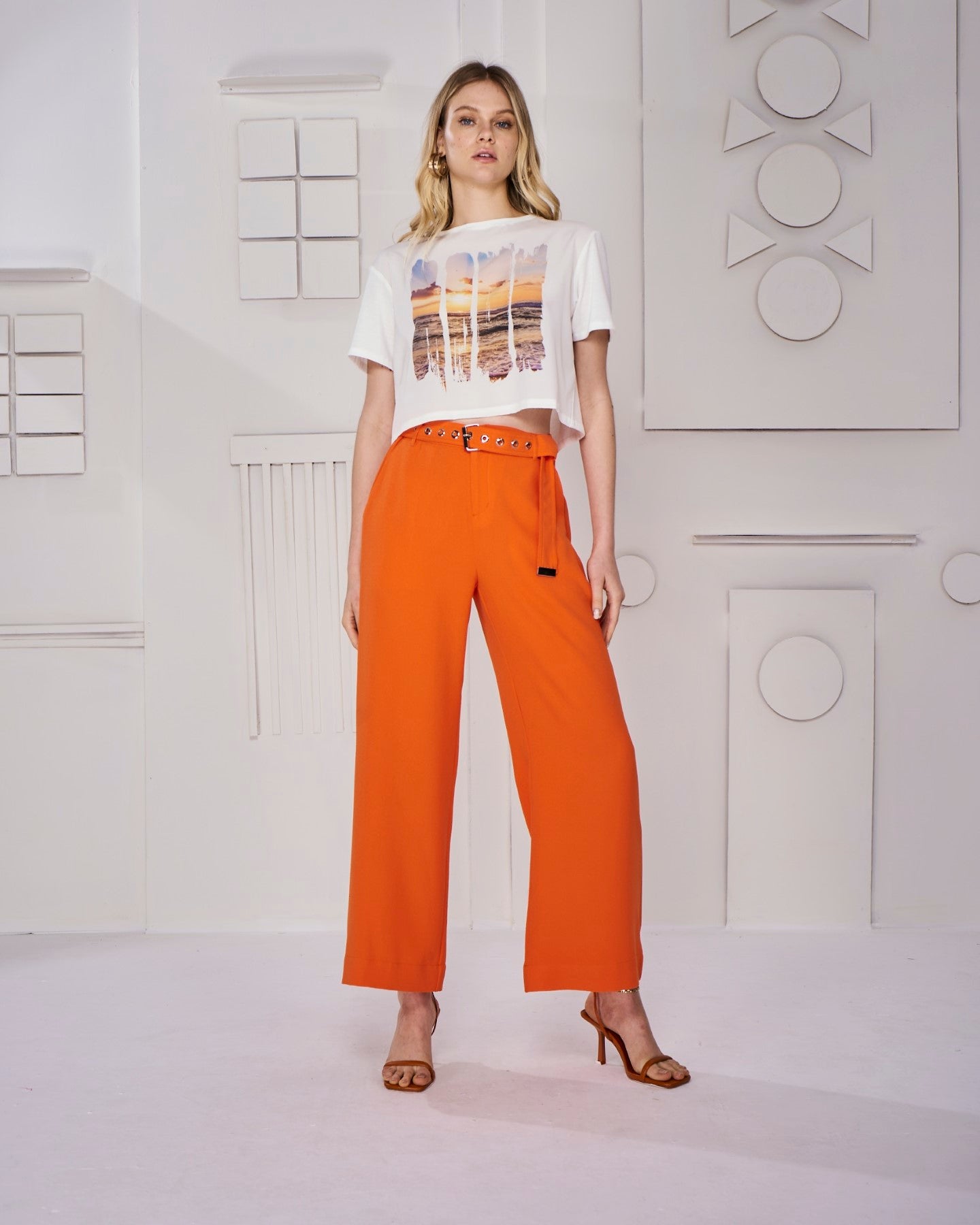 Calça Pantalona com Cinto Laranja Alphorria