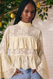 Blusa Devore Babados Off White Litt
