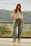 T-Shirt Mullet Branca Anne Fernandes